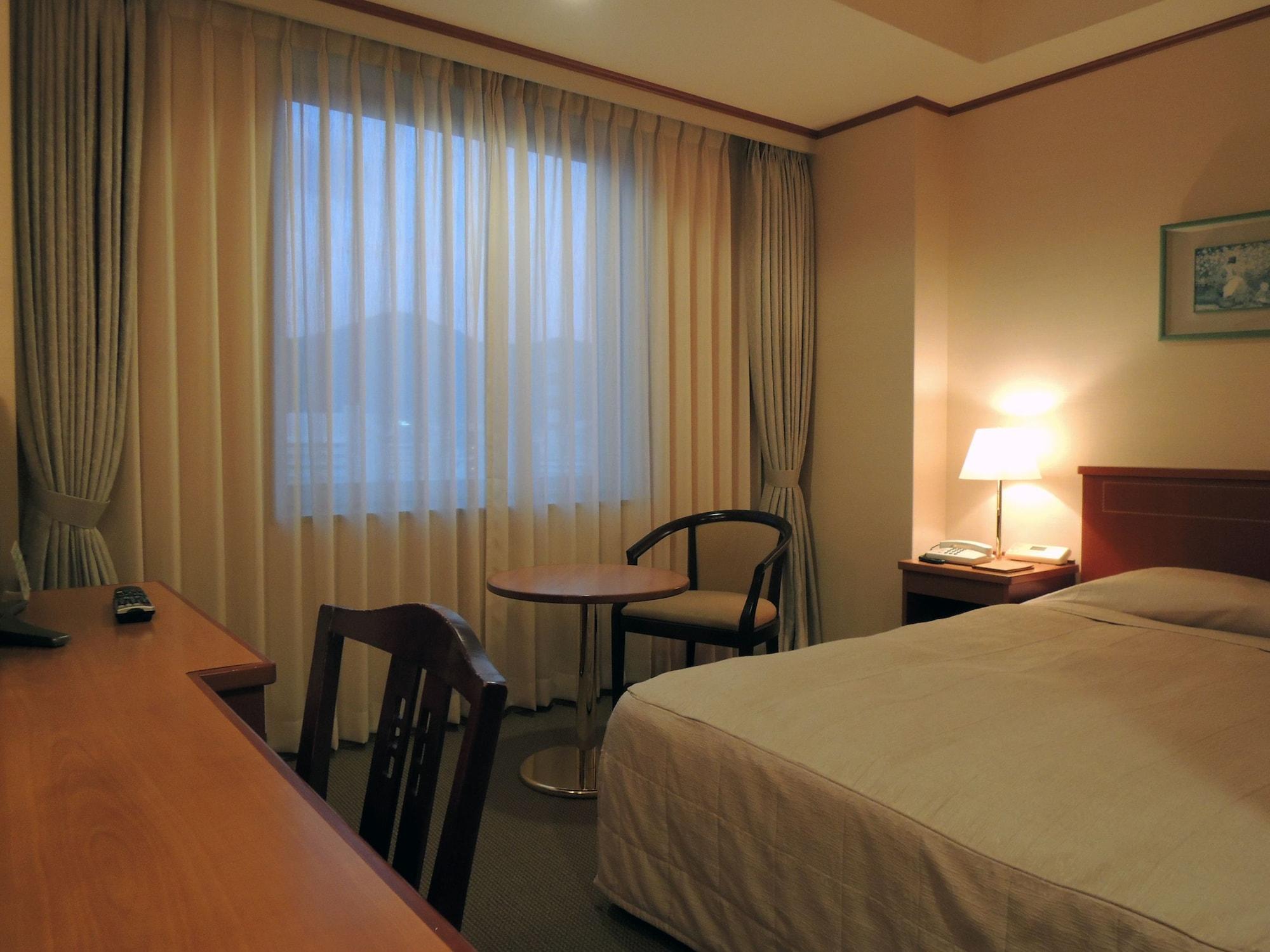 Hotel Crown Palais Kokura Kitakyushu Ngoại thất bức ảnh