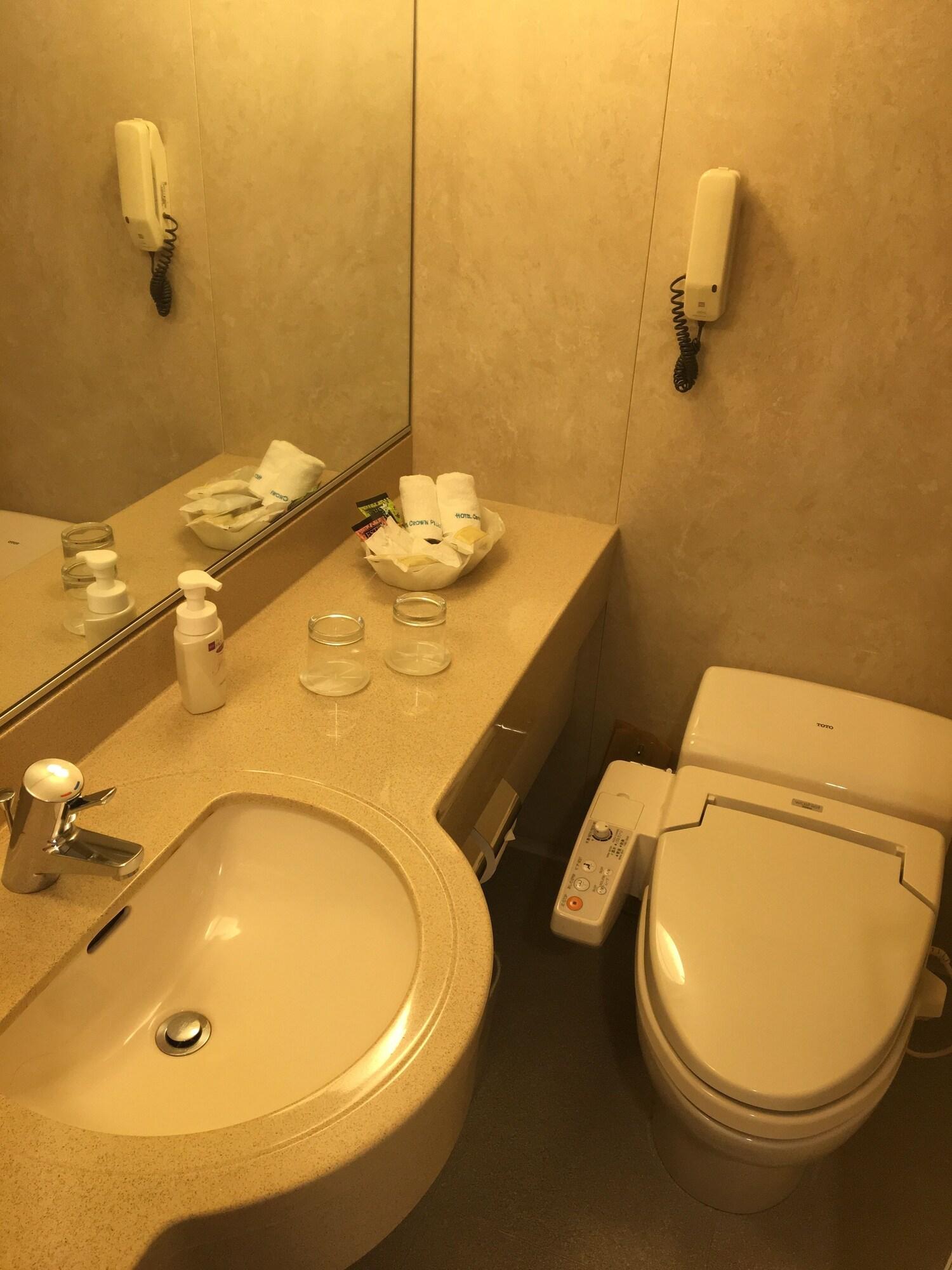 Hotel Crown Palais Kokura Kitakyushu Ngoại thất bức ảnh