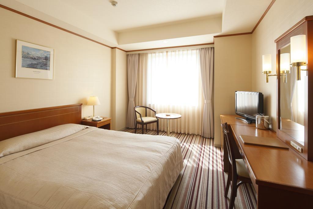 Hotel Crown Palais Kokura Kitakyushu Ngoại thất bức ảnh