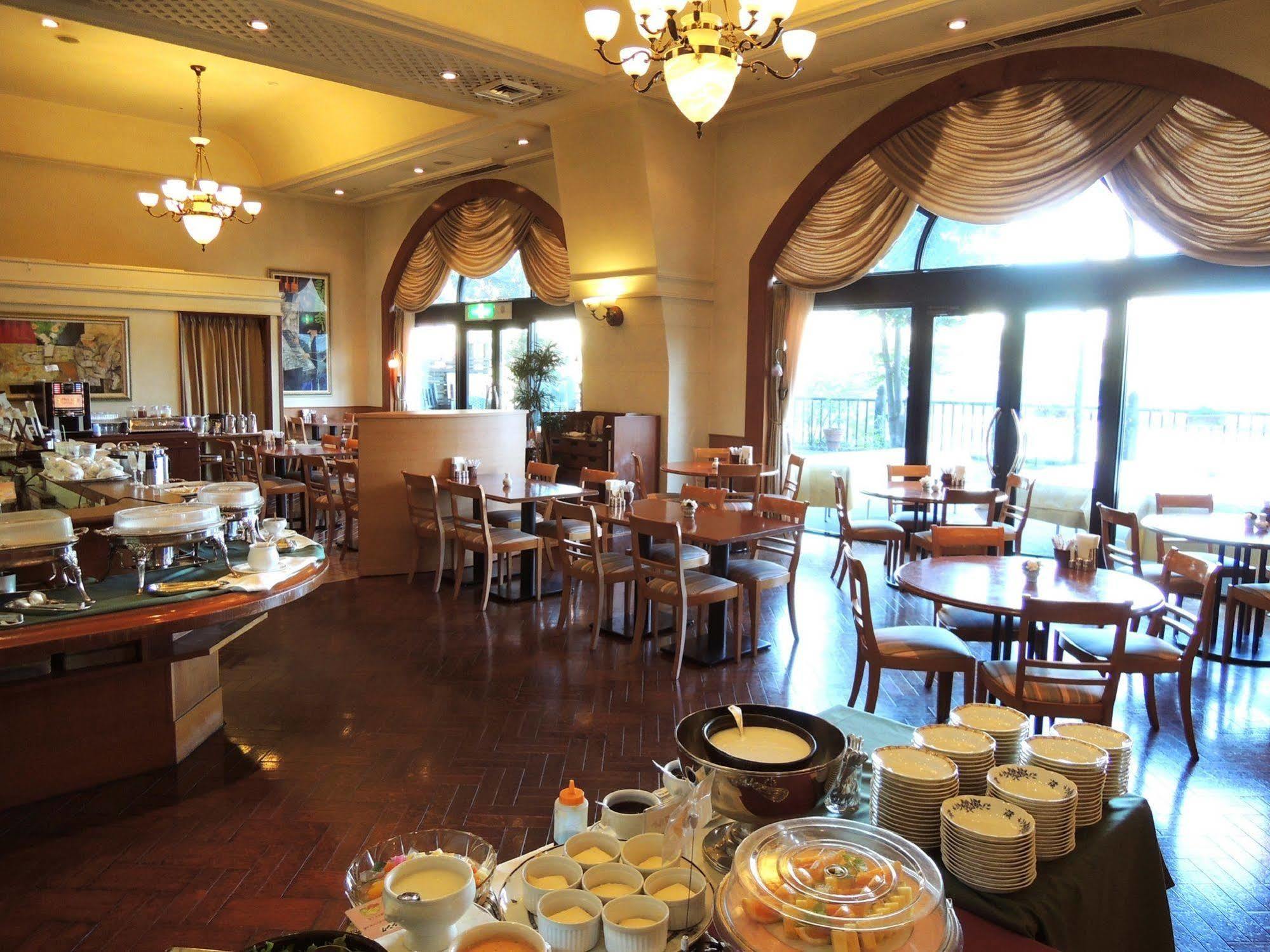 Hotel Crown Palais Kokura Kitakyushu Ngoại thất bức ảnh